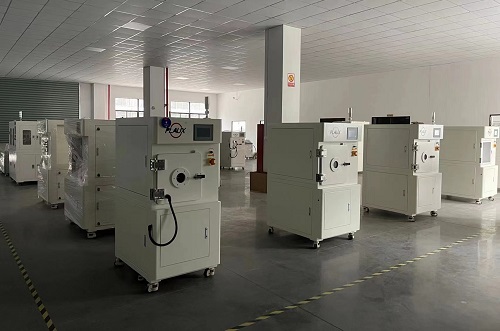 国产日皮视频APP在线看黄机