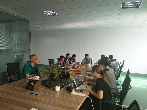 日皮视频免费看软件进行ISO9000质量管理体系培训