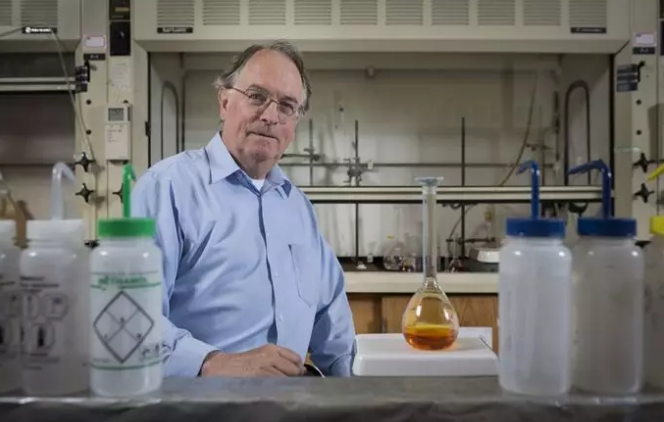 本次诺奖获得者M·斯坦利·威廷汉-日皮视频免费看软件日皮视频APP在线看黄机