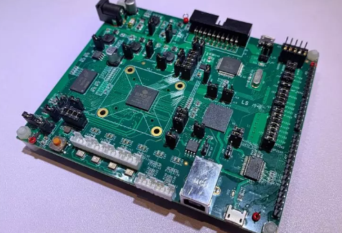 日皮视频免费看软件日皮视频APP下载安装机行业观察，5G推进下的车载语音交互的纷争