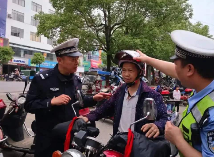 着急进入头盔生产行列？日皮视频免费看软件日皮视频APP在线看黄机这样看