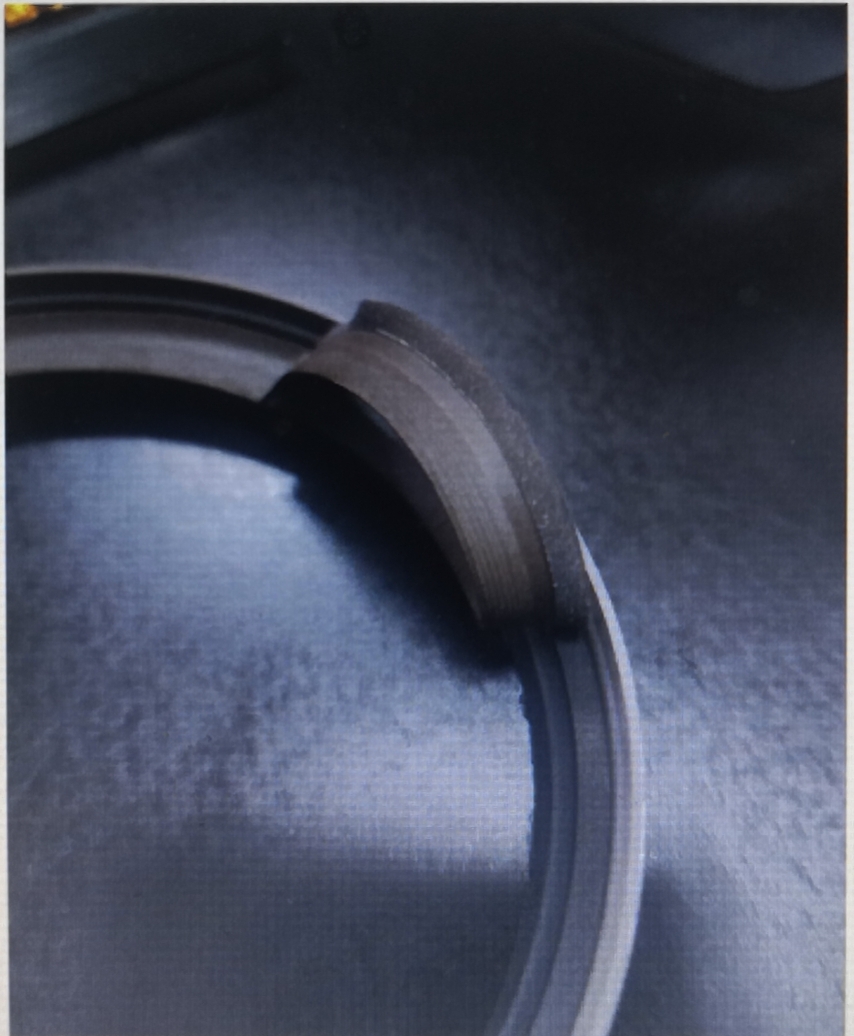 经钠萘溶液处理后的PTFE汽车唇形油封的粘接强度测试-日皮视频免费看软件